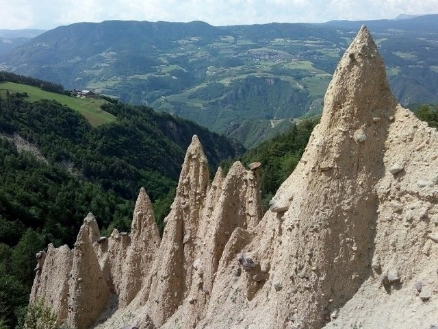 Cornedo all'Isarco旅游景点-Pyramidenweg von Steinegg