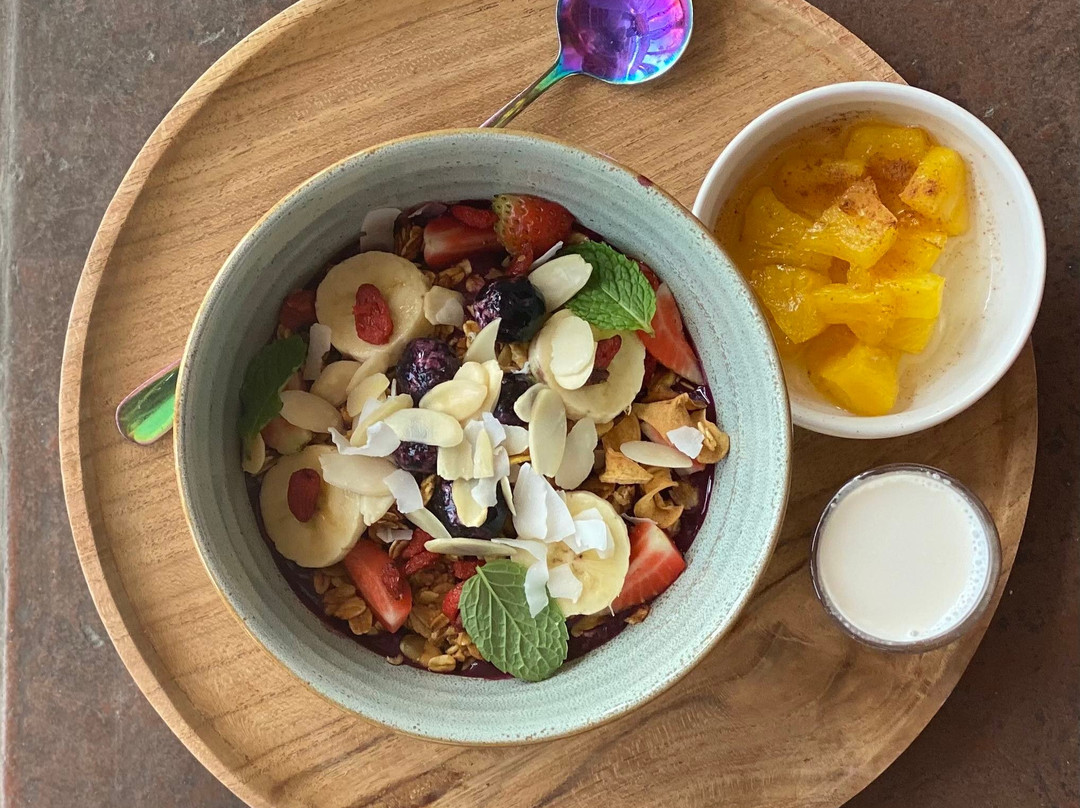 The Smoothie Shop Cafe