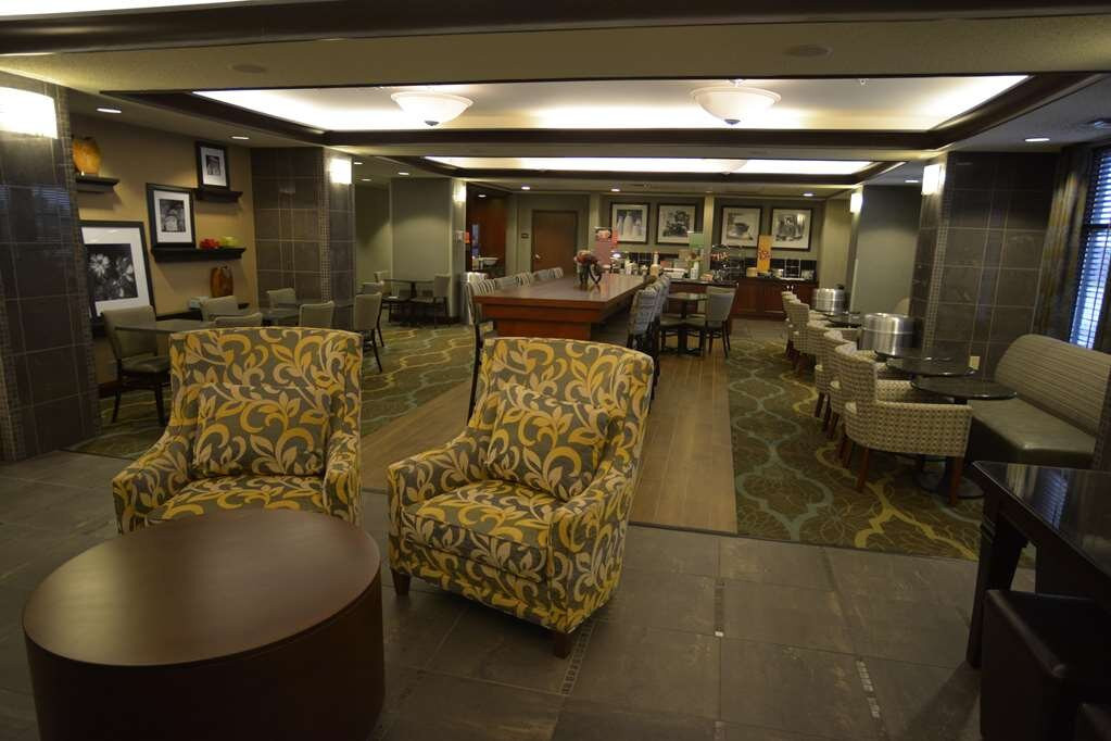 Hampton Inn Warsaw主图