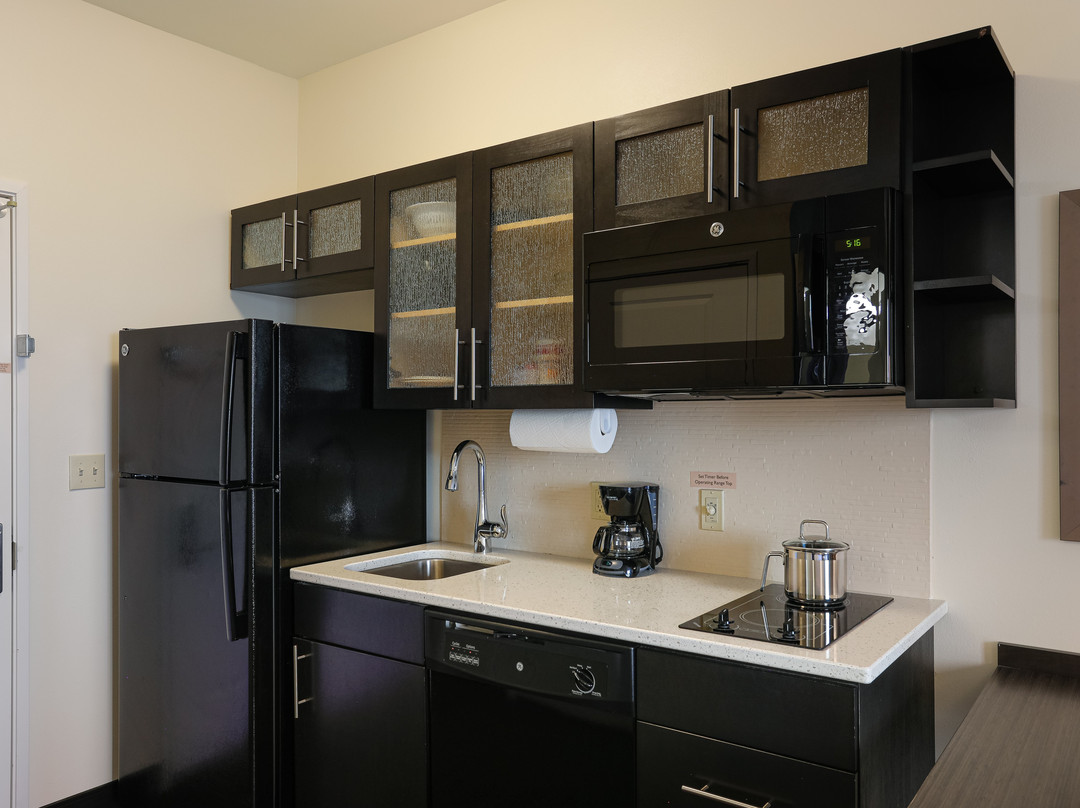Candlewood Suites Lenexa - Overland Park Area by IHG主图