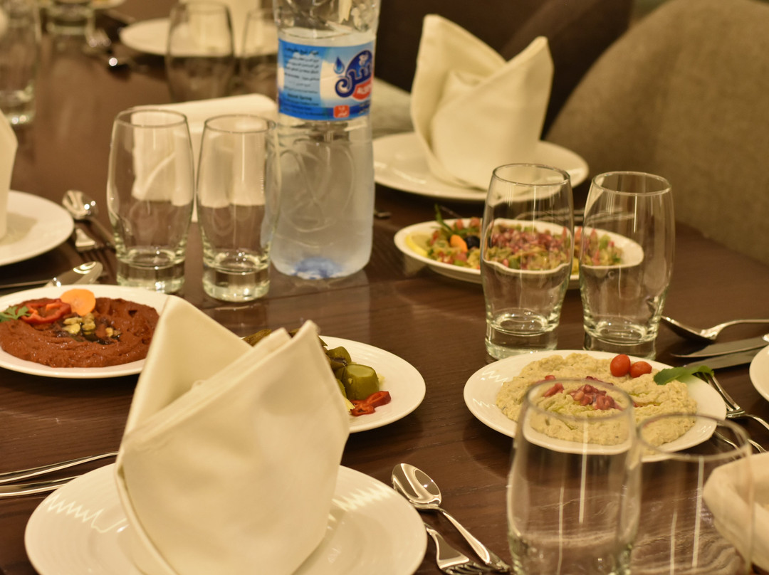 Laurus Hotel By Arman主图