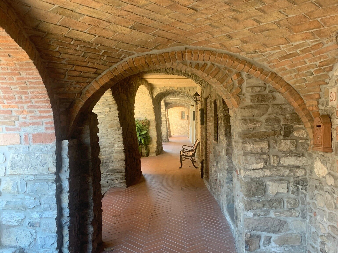 Antichi Portici della Contrada del Castellaro景点图片