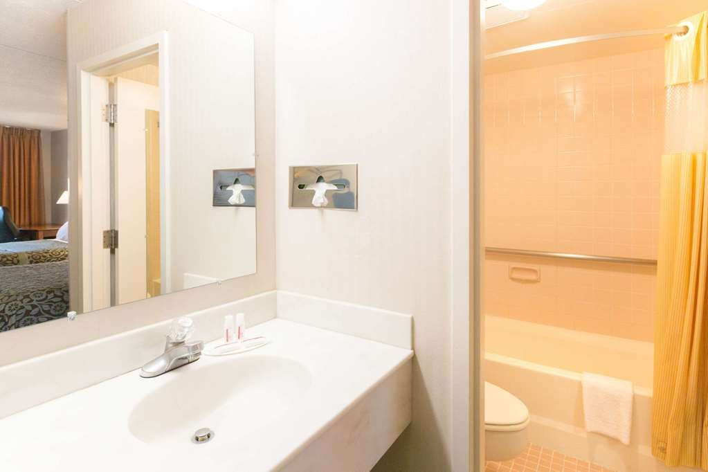 里奇蒙温德姆戴斯酒店主图