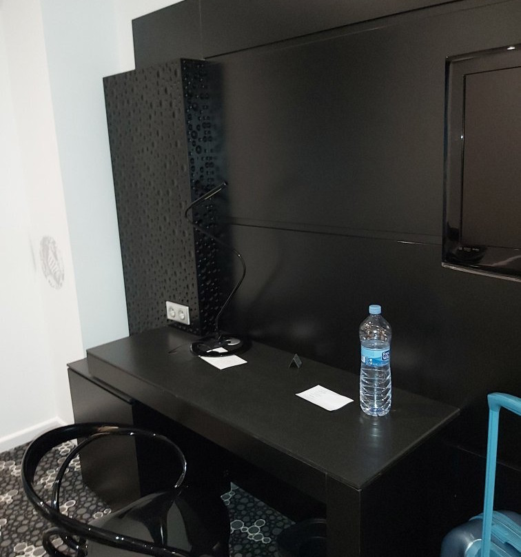Kyriad Prestige Perpignan - Centre Del Mon主图