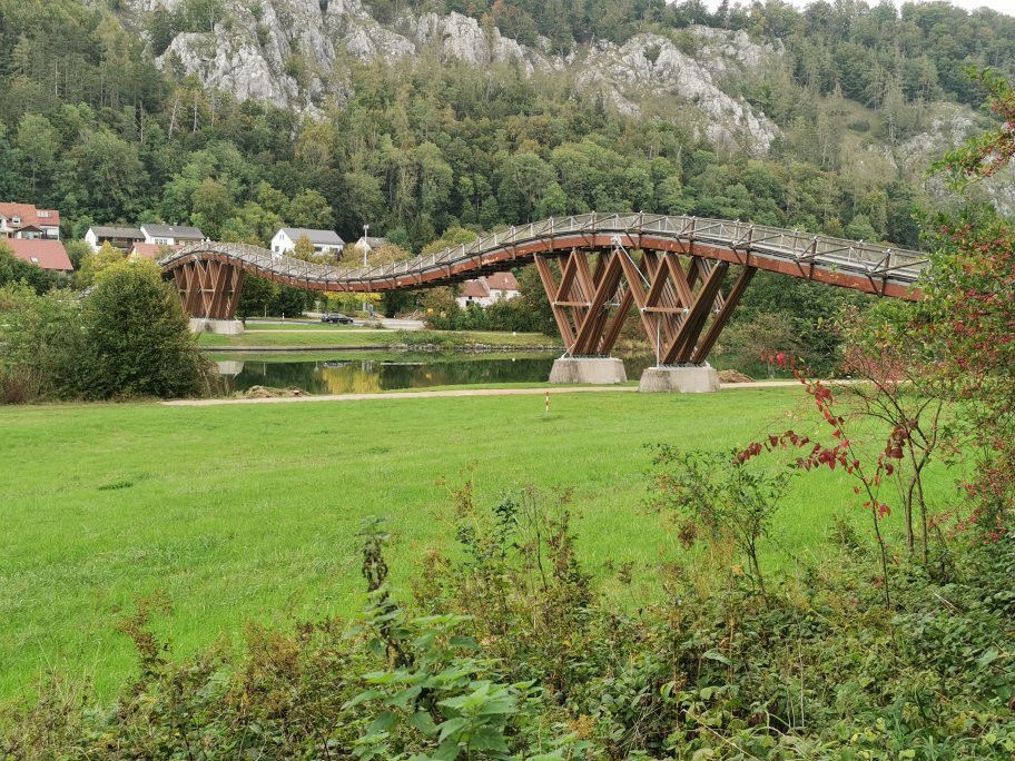 Holzbrücke Tatzlwurm景点图片