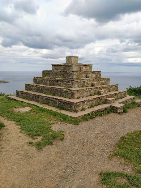 The Pyramid of Dublin-Killiney必去景点