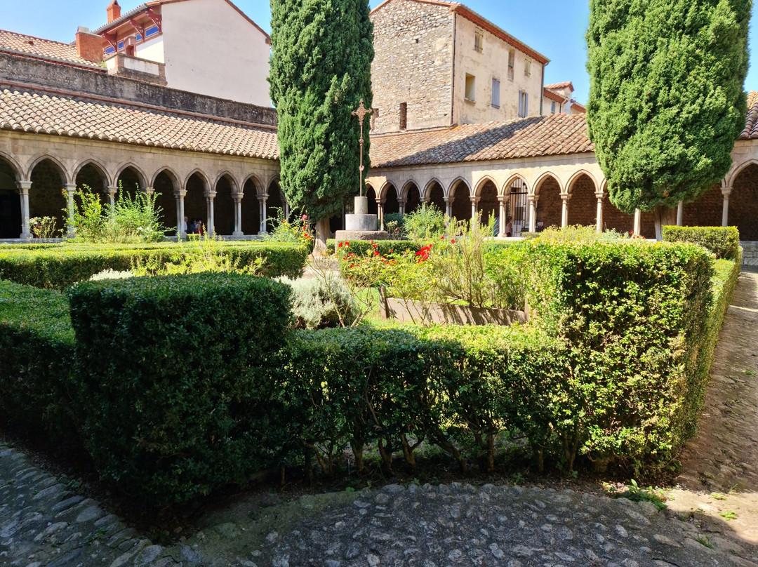 Abbaye Sainte Marie d'Arles sur Tech景点图片