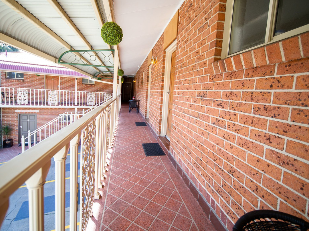 Hamilton's Queanbeyan Motel主图