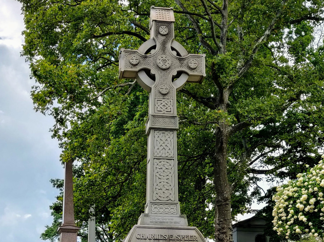 Allegheny Cemetery景点图片