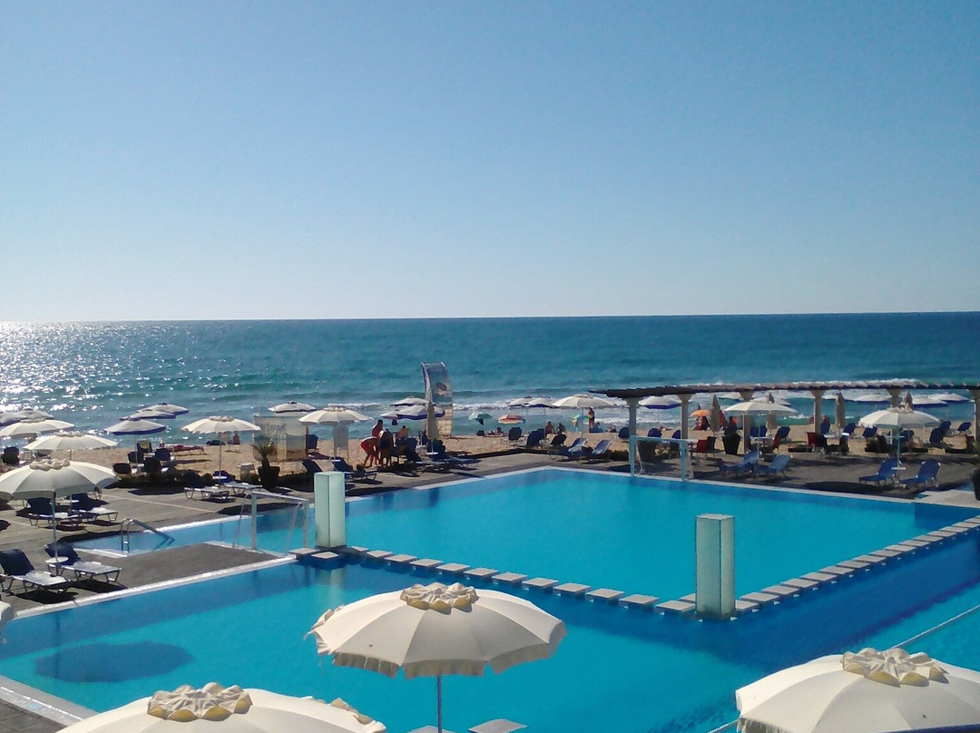 Azalia Hotel Balneo & Spa主图