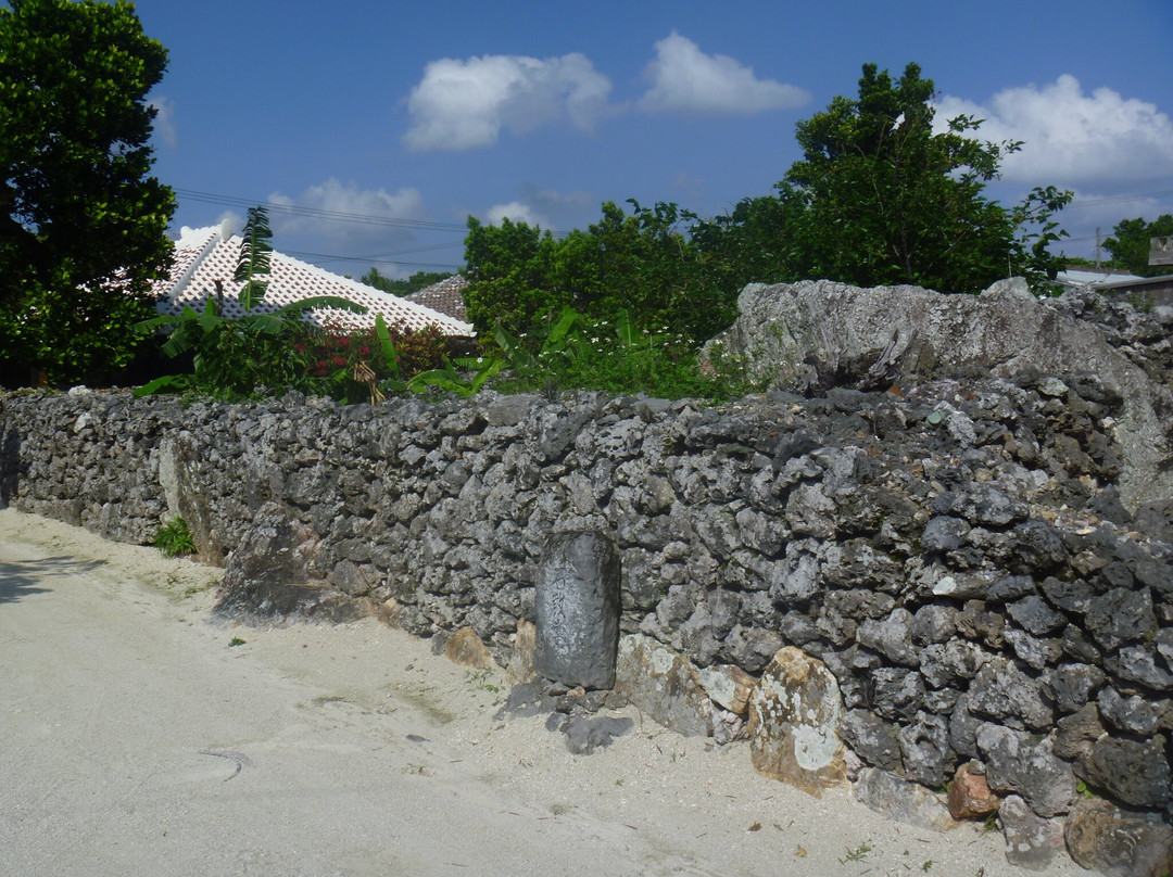 Ishiganto Stone-那霸市必去景点