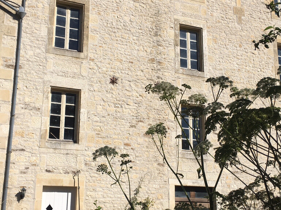 Moulin de la Papeterie Thérèse Doan主图