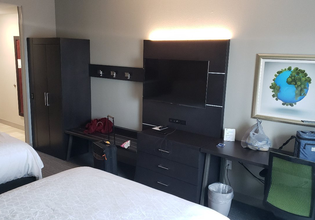 智选假日套房酒店皮尔兰主图