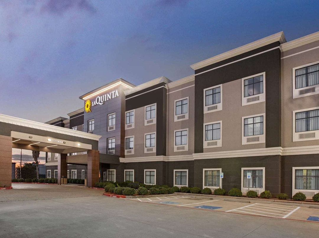 La Quinta Inn & Suites By Wyndham Pasadena North主图
