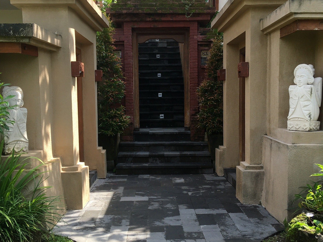 巴厘岛欧尼耶别墅主图