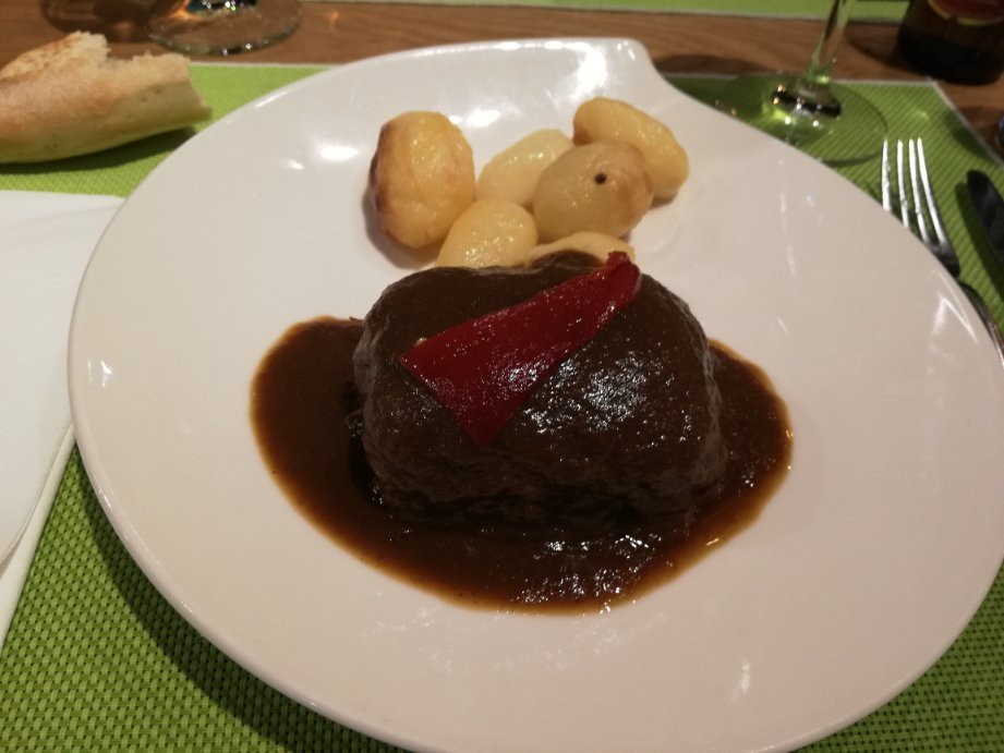 兰格勒水疗酒店主图