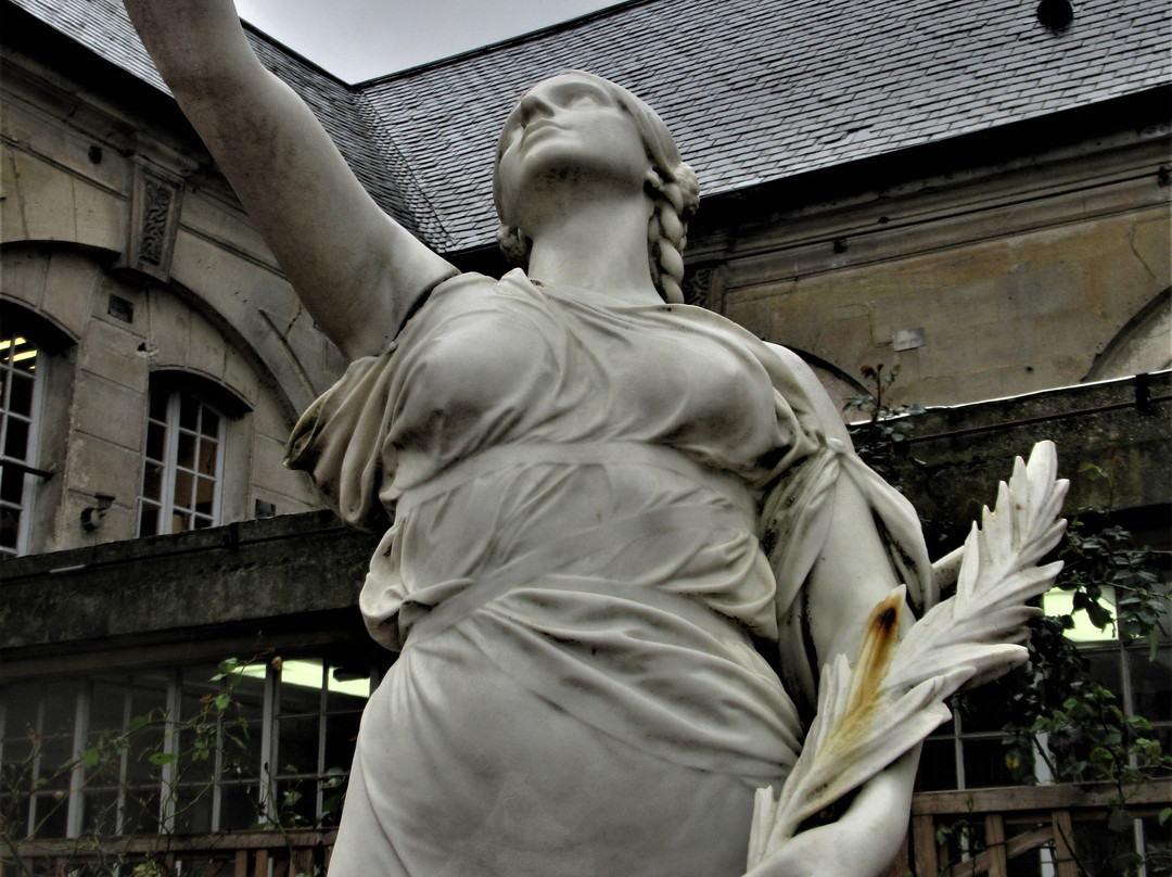 L'Hôtel de Ville de Stains-Stains必去景点