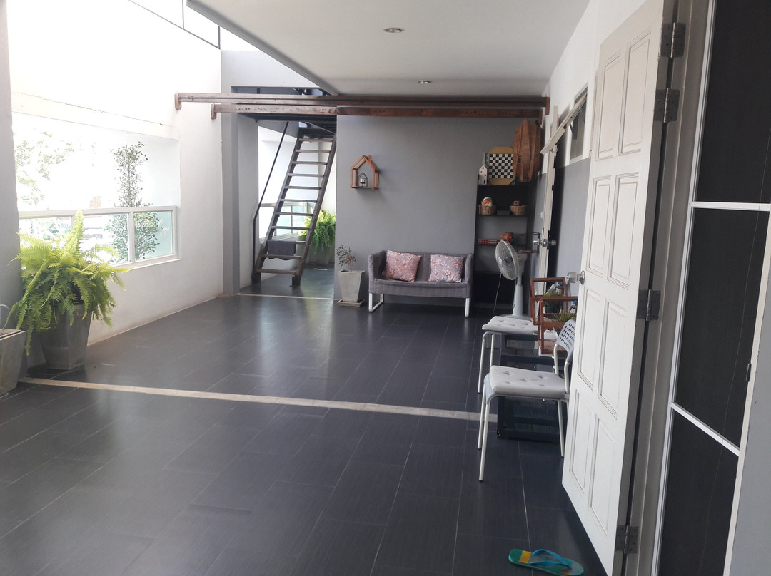 White Monkey Guesthouse主图