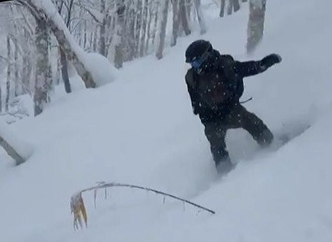 Rebel Alliance Snowboarding-提涅必去景点