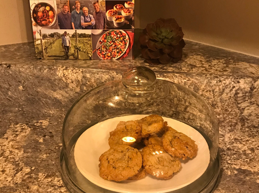 The Foxtrot Inn主图