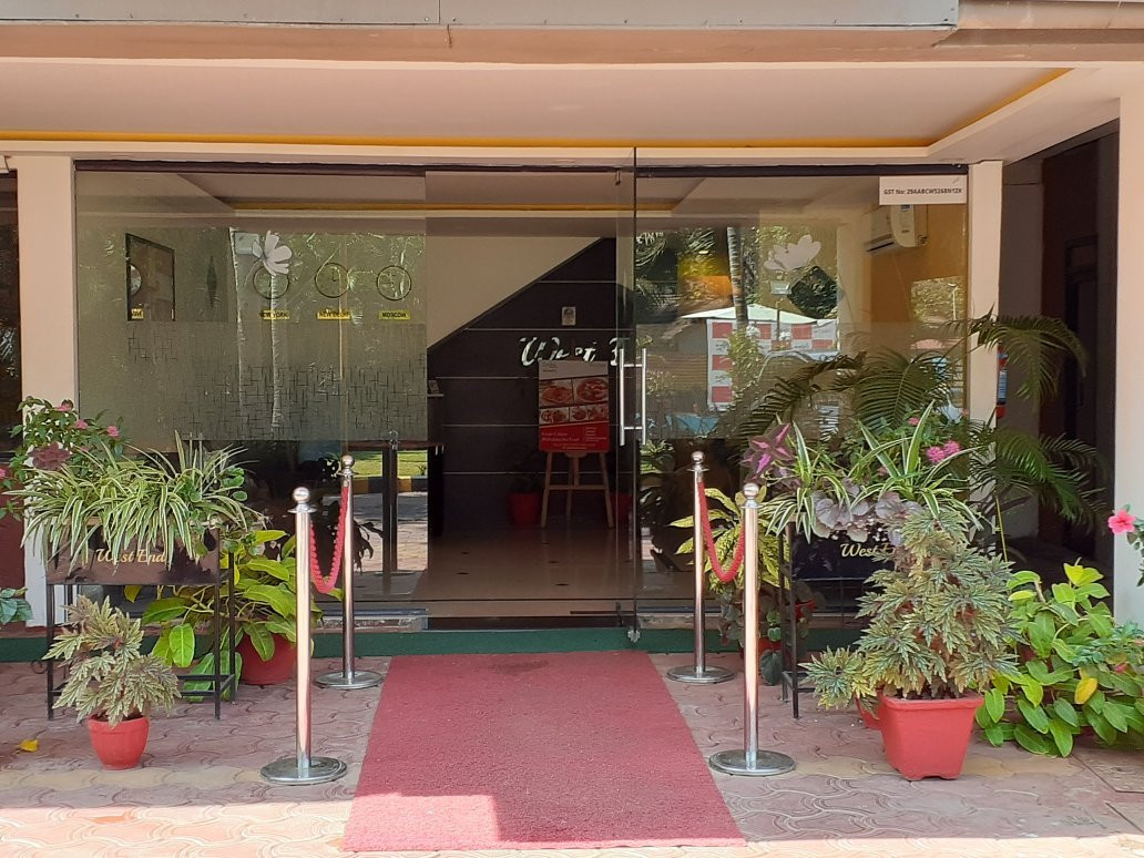 Hotel West End主图