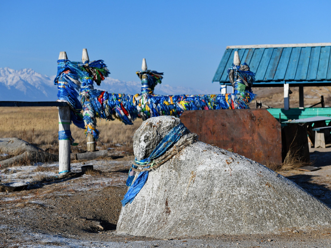 Bull Stone Buha Shuluun景点图片