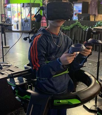 VR Life Arcade-Pontiac必去景点