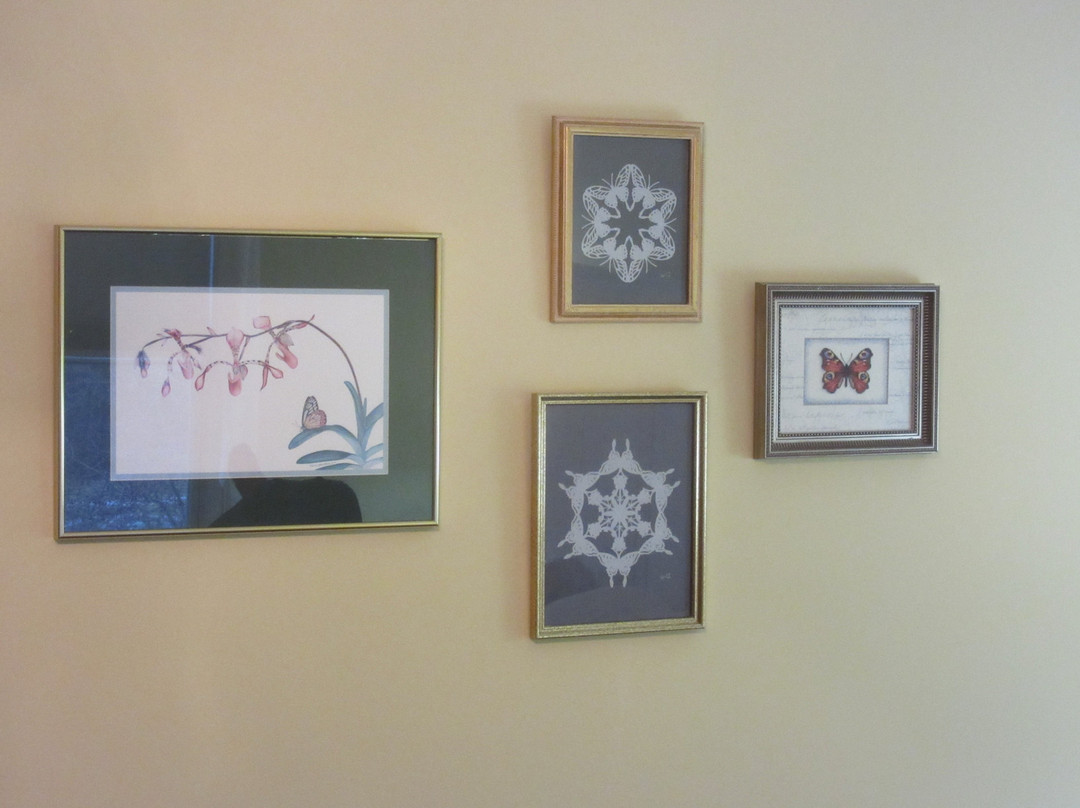 White Garden Inn主图