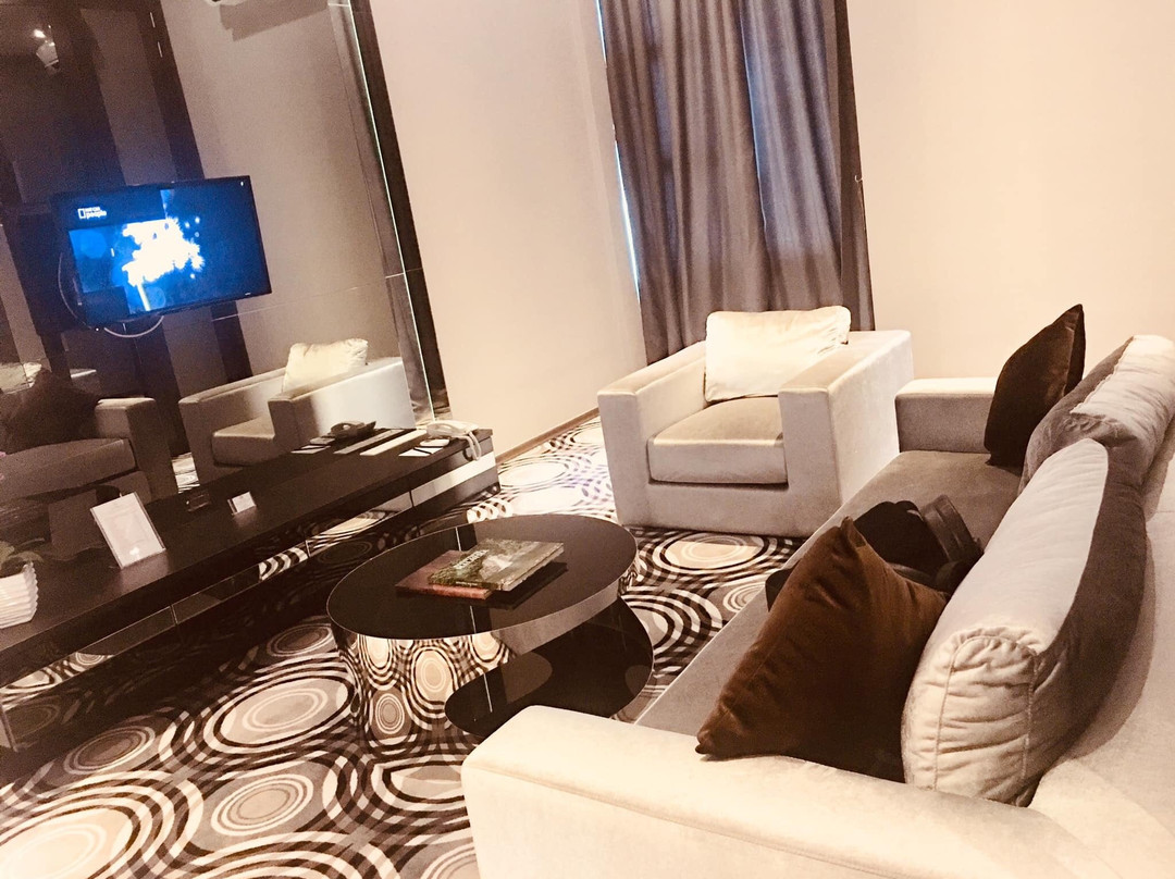 Avenue Garden Hotel主图