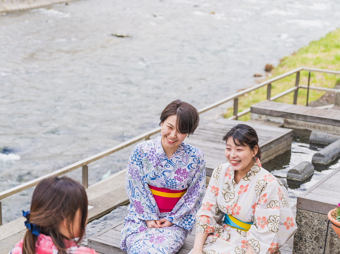 Atsumi Onsen-鹤冈市必去景点