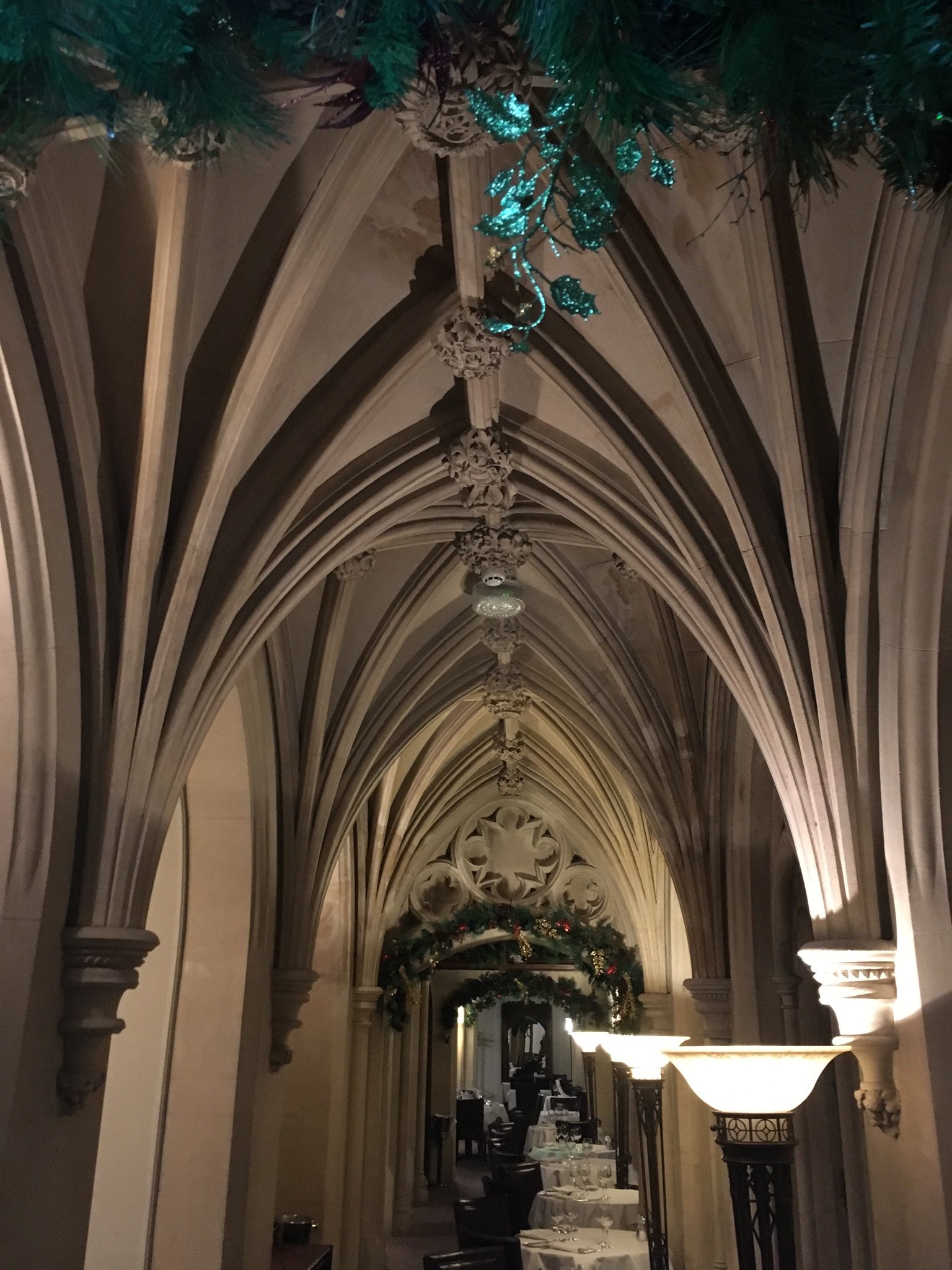 Nutfield Priory Hotel & Spa-餐饮