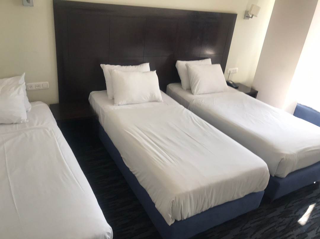 Golden Crown Old City Hotel主图