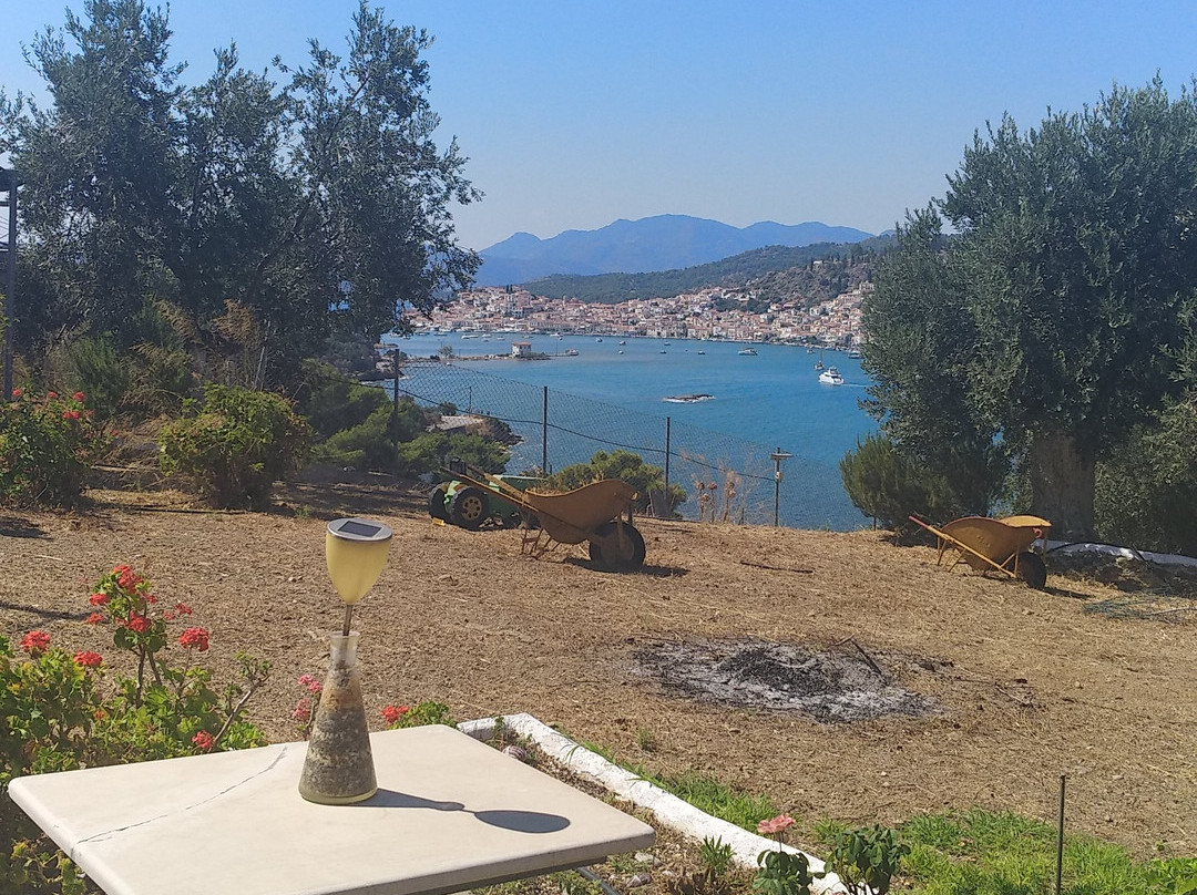 Tsouris Taxi-Galatas必去景点