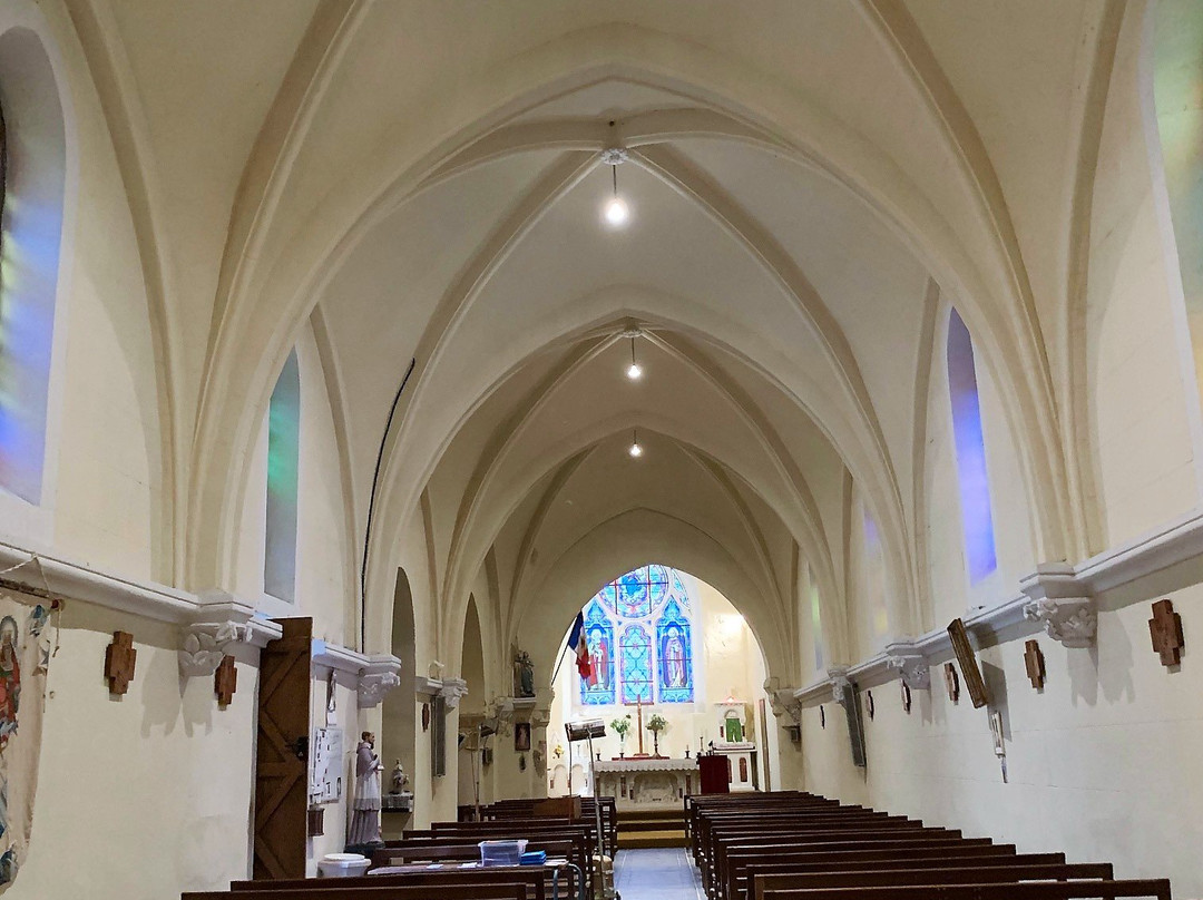 Église Notre-Dame-Taize必去景点