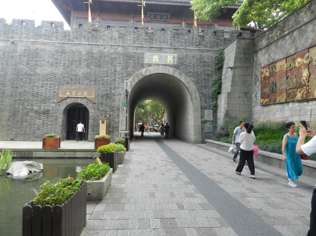 鼓楼堂-杭州市必去景点