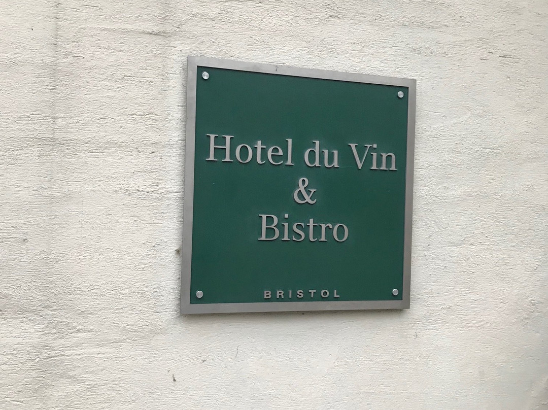 布里斯托杜文酒店主图