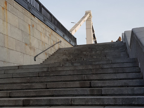 Crimean Bridge (Krymsky Most)-莫斯科必去景点