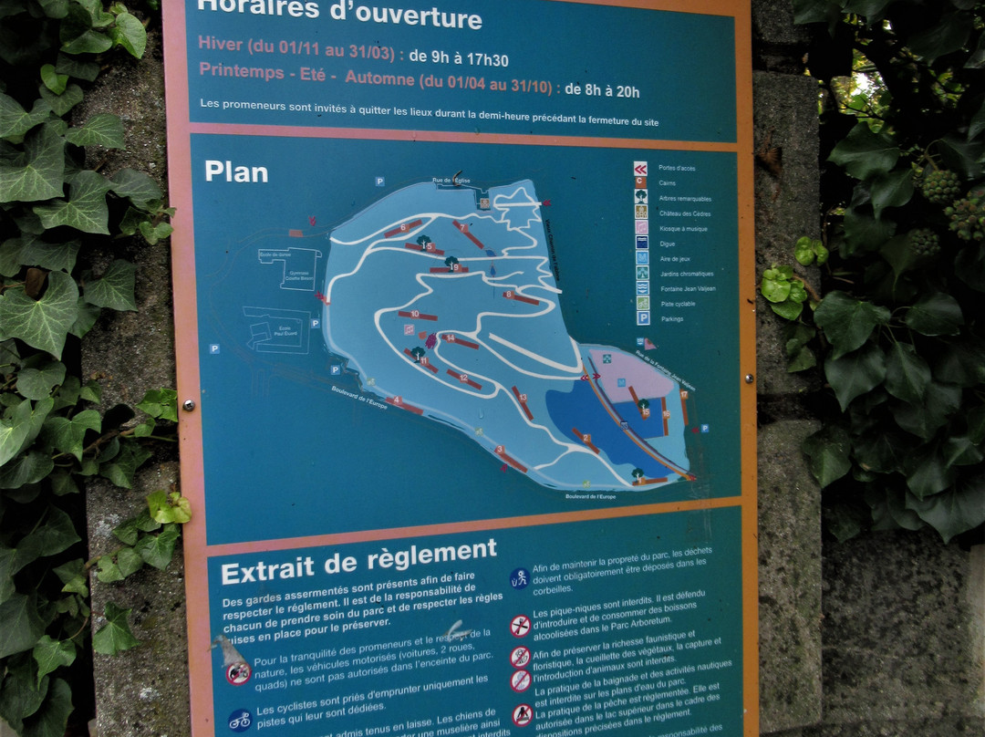Parc Arboretum-Montfermeil必去景点