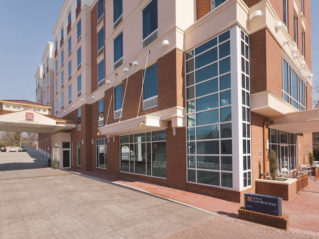 Hilton Garden Inn Falls Church主图