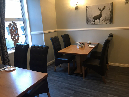 The Commercial Hotel主图