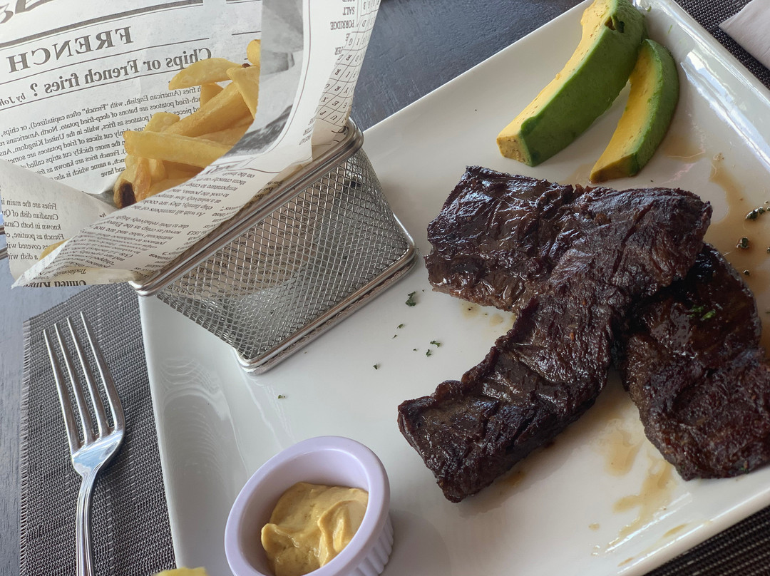 Coson Bay Hotel & Residences主图