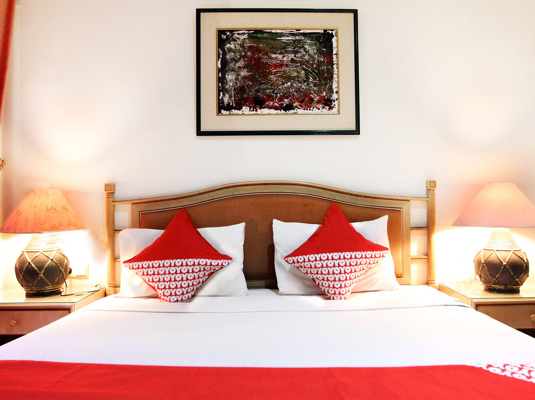 O普瑞莲花酒店主图