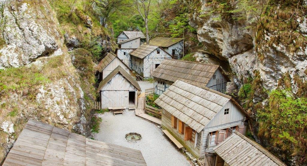 Franja Partisan Hospital-Cerkno必去景点