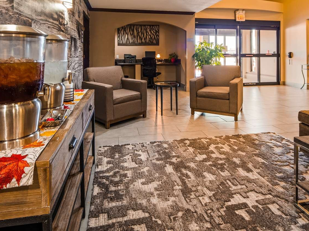 Best Western Plus University Inn & Suites主图