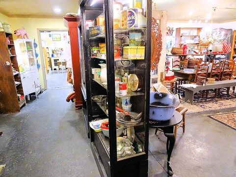 Antiques on 231-Lebanon必去景点