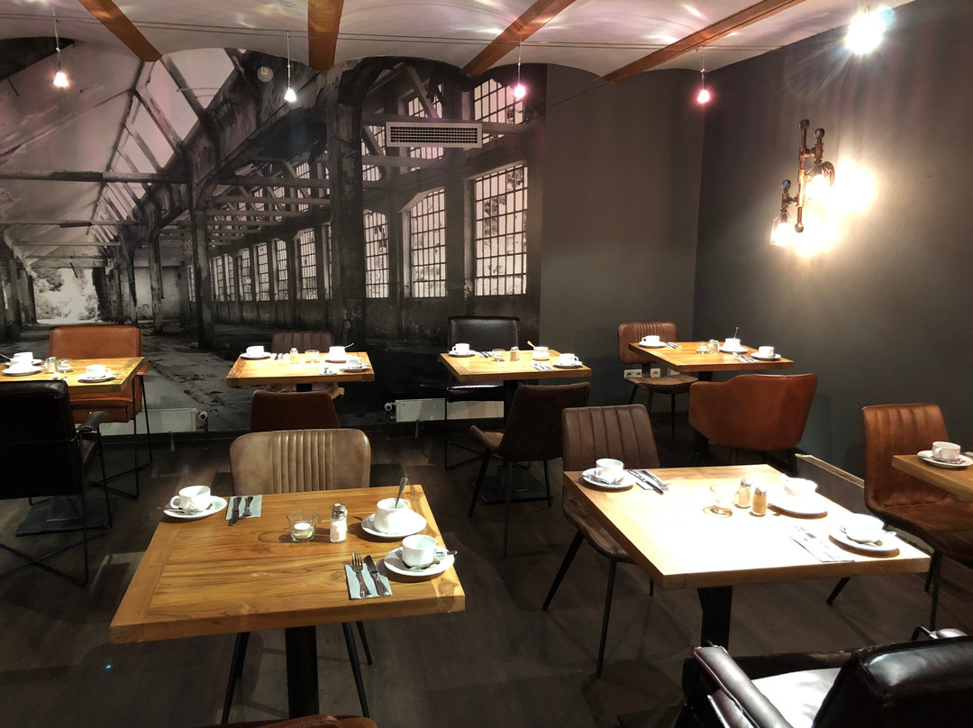 波内堡贝斯特韦斯特酒店主图