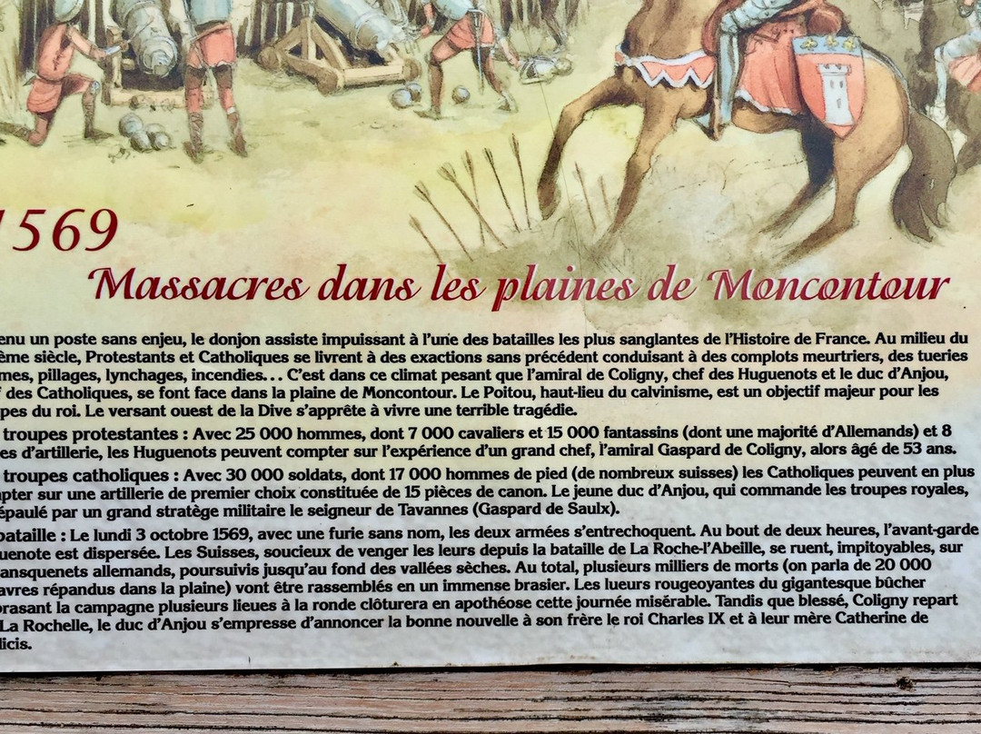 Donjon de Moncontour景点图片