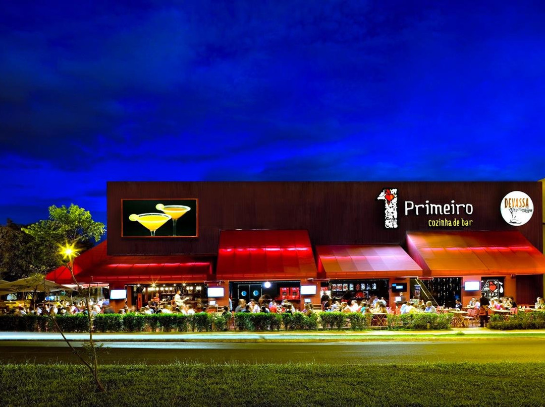 Primeiro Cozinha De Bar