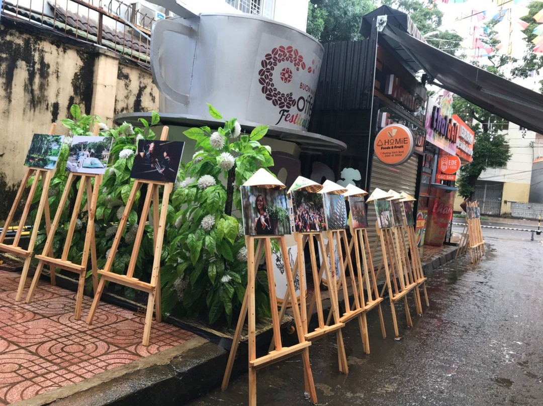Duong Sach Ca Phe Buon Ma Thuot景点图片