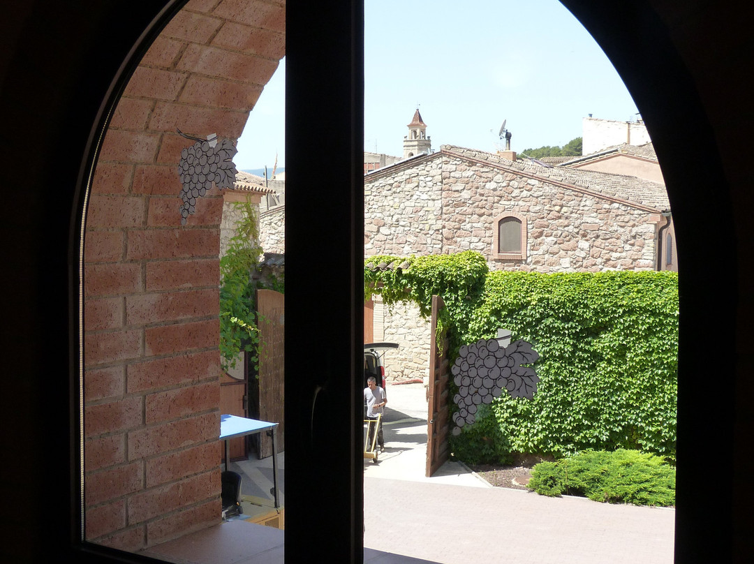 Celler Carles Andreu-Pira必去景点